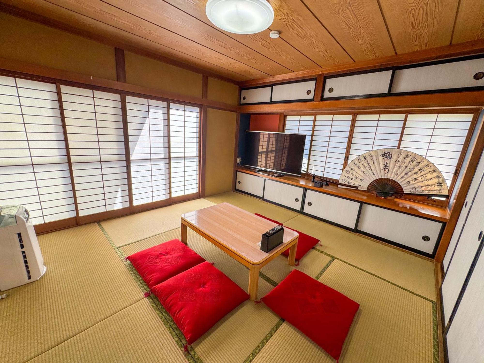 Villa Fuji Ninja House Fujiyoshida Exterior foto